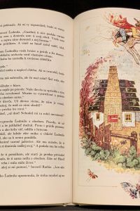 90298373 A75D 487C AB94 B4A46286F9AD