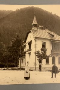 8B0E3C34 CE24 4585 80E8 A6FA931ADFC4