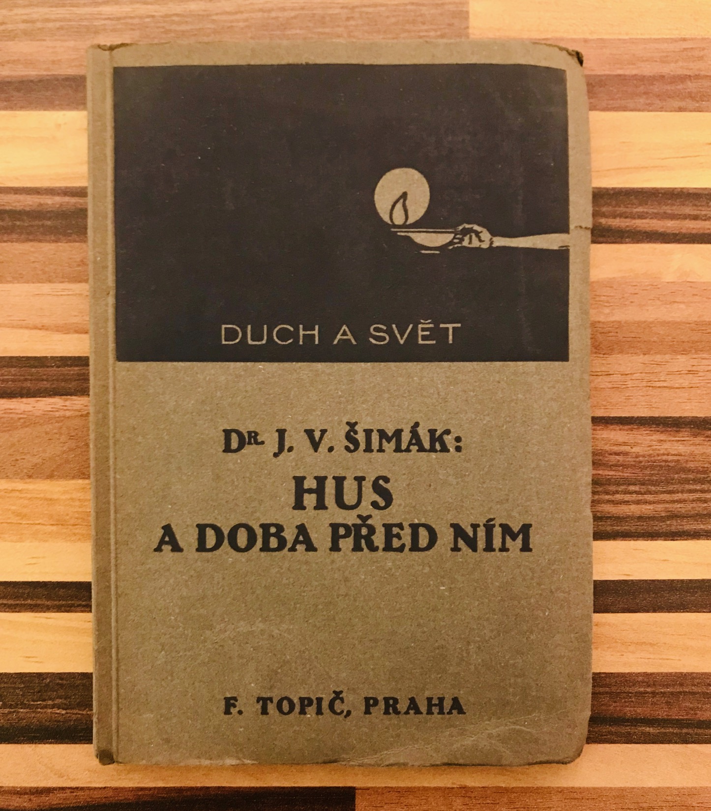 Hus a doba před ním