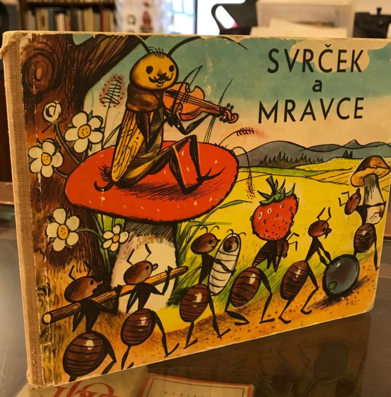 Svrček a mravce. Kartónová knižka či leporelo IMG 4854